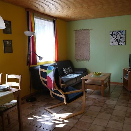 Ferienwohnungen Am Campingplatz Trendelburg Bagian luar foto